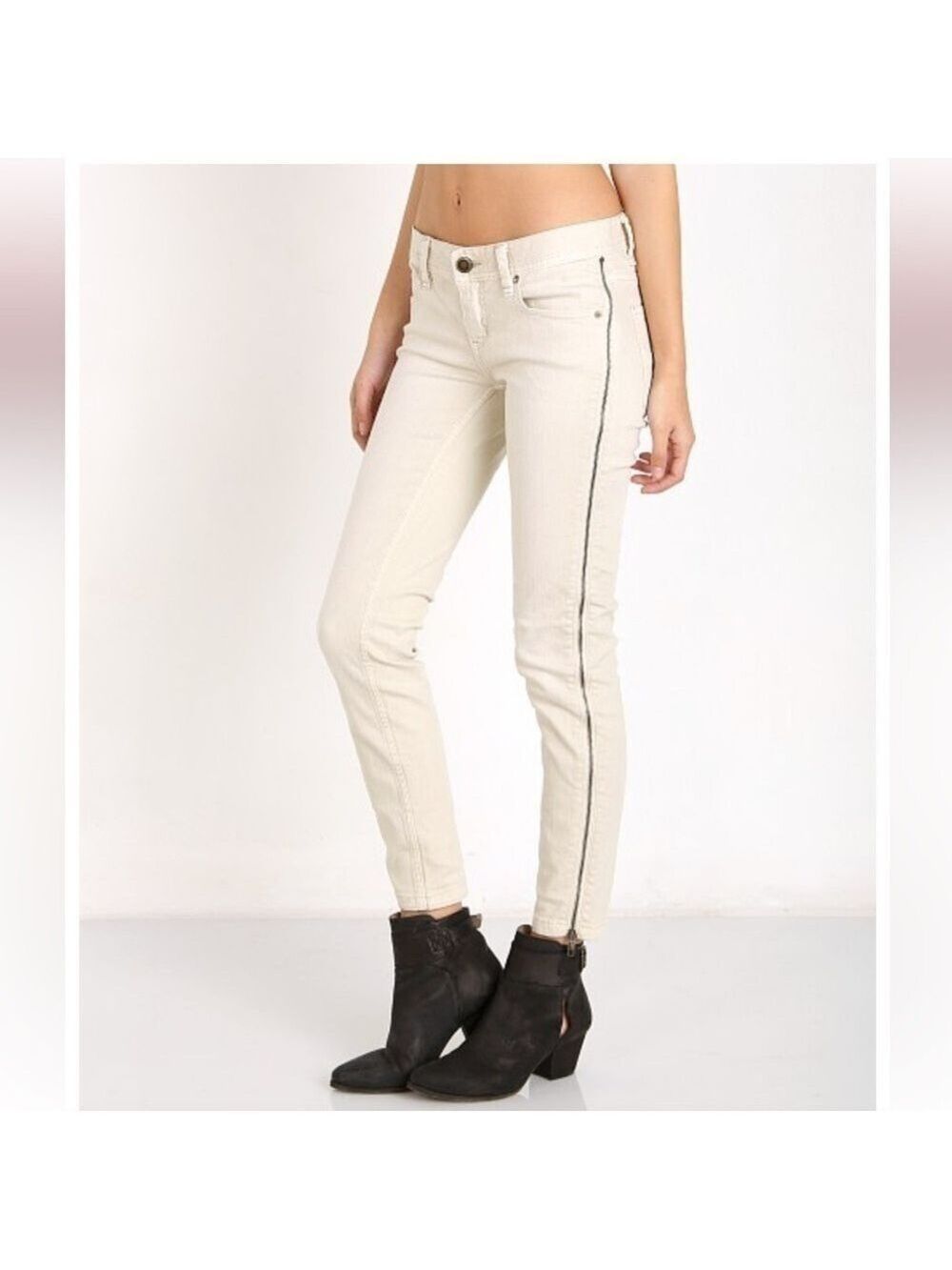Free People Levon Zipper Skinny Bone Denim Jeans Size 28